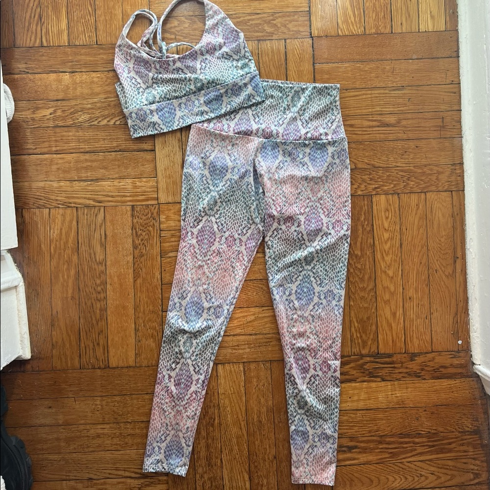 Onzie Workout Set
